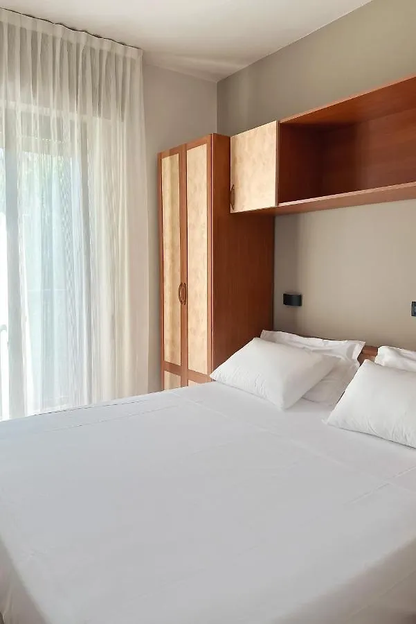 Lime Hotel Rimini 3*,