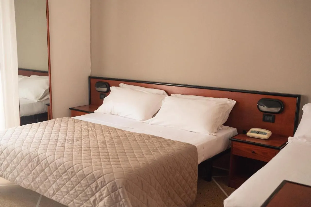 Lime Hotel Rimini 3*,  Italy